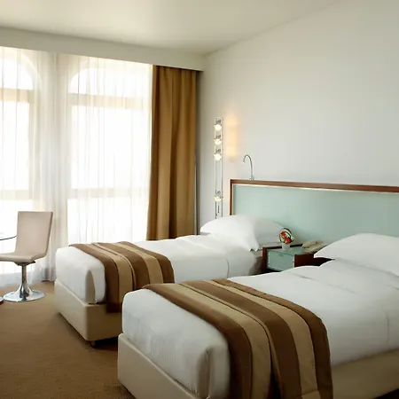 Villa Rotana-3